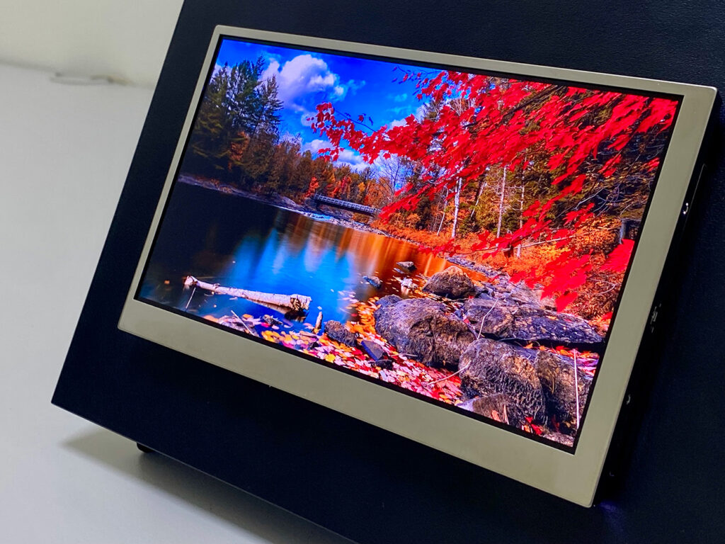 Resistance to vibration and moisture JDI’s displays